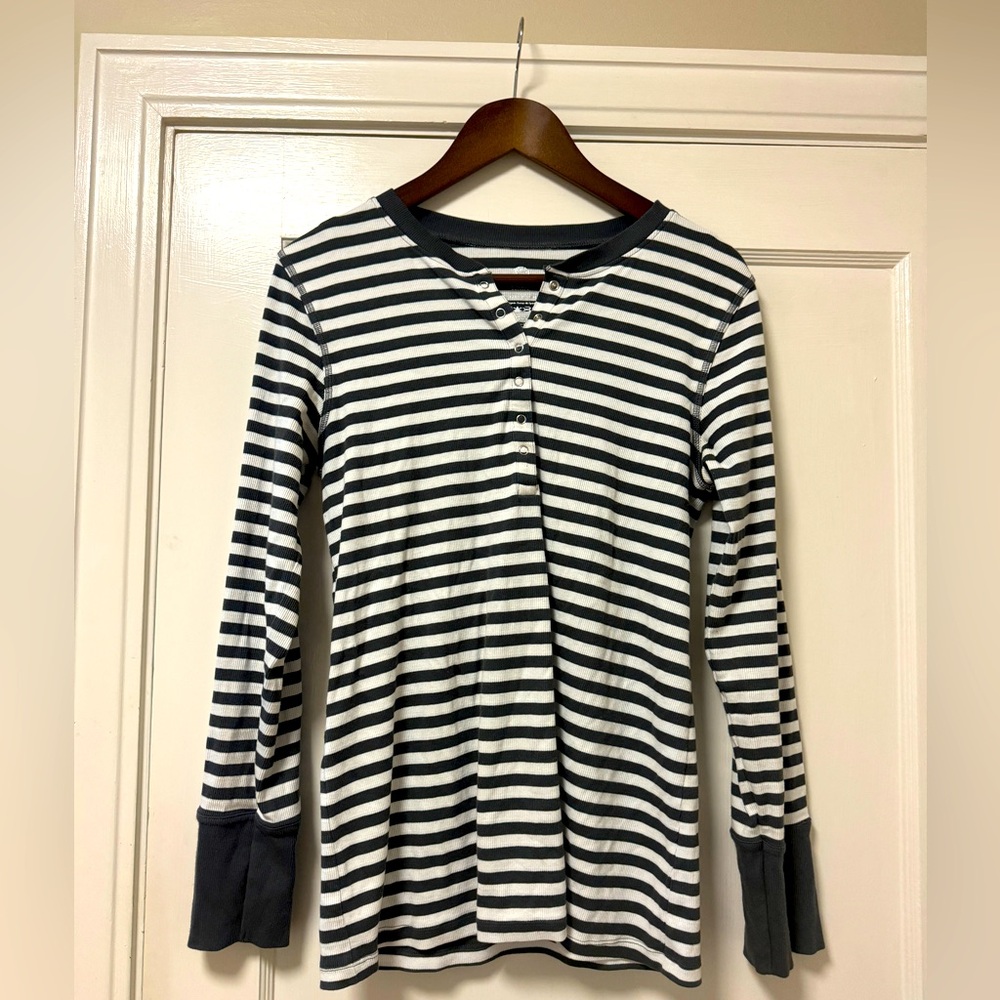 Kindred Bravely Maternity/Nursing shirt